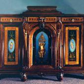 Росписной кабинетный комод с ангелами и масонско-теософскими сценами, конец XIX века Росписной кабинетный комод с ангелами и масонско-теософскими сценами, конец XIX века